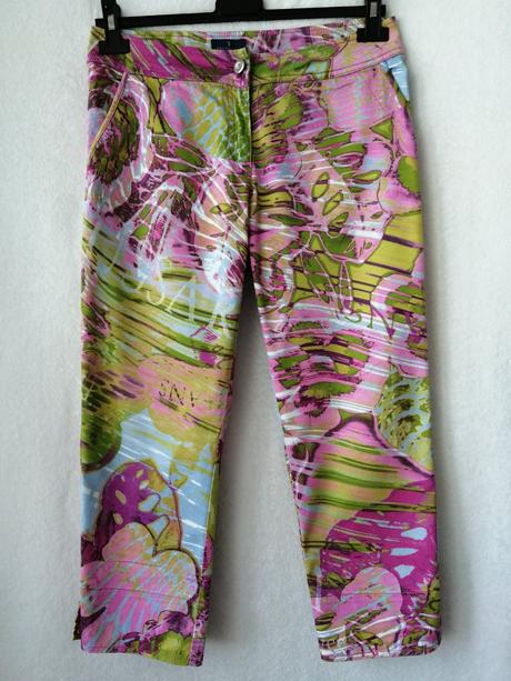 Kvalitné značkové 3/4 nohavice, 38