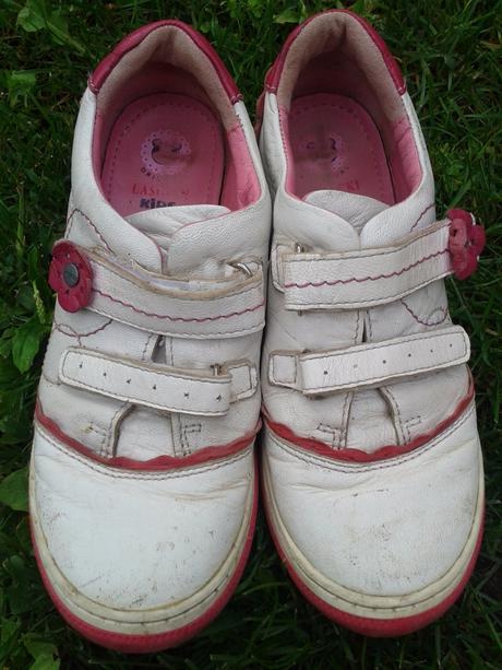 32 lasocky vn. dlžka 20 cm - 6 eur, lasocki,32