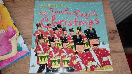 Vianočné knihy v taške top stav,