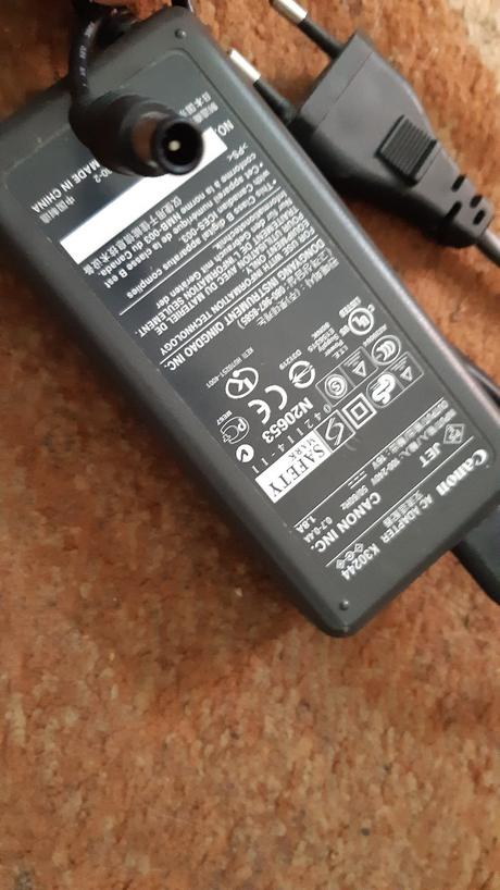 Predám zmes adaptérov pre tlačiarne.,