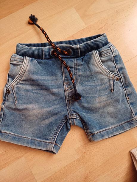Šortky v.86 12-18mes, 86