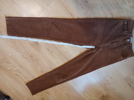 Menčestrové nohavice hnede dievčenské, pull&bear,152