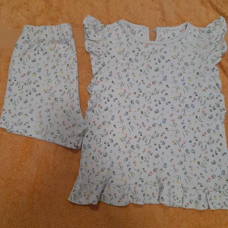 Letný komplet s volanikmi, miniclub,98