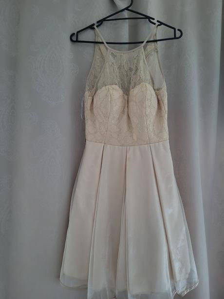 Spoločenské šaty, 36