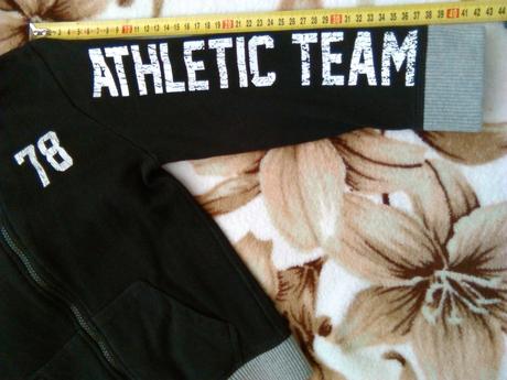 Mikina pre 5-6rokov, cca - č122, f&f,122