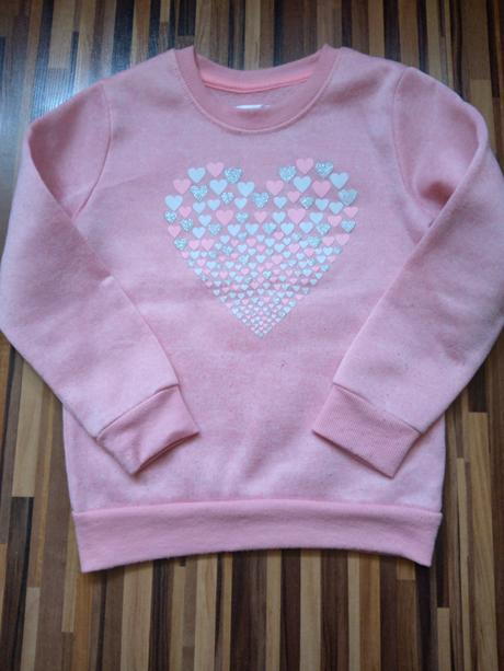 Mikina so srdiečkom, 116
