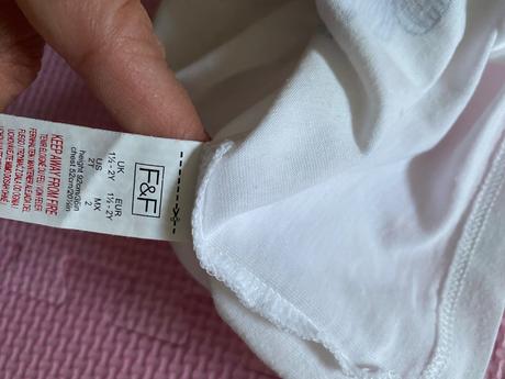 Tričko s nápisom, kvietkami, f&f,92