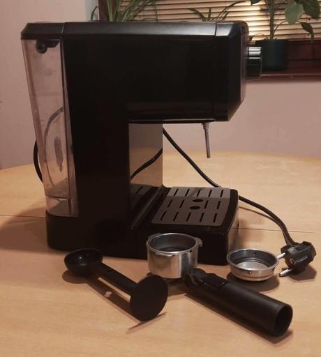 Predám pákový kávovar ecg - esp20101 espresso, 