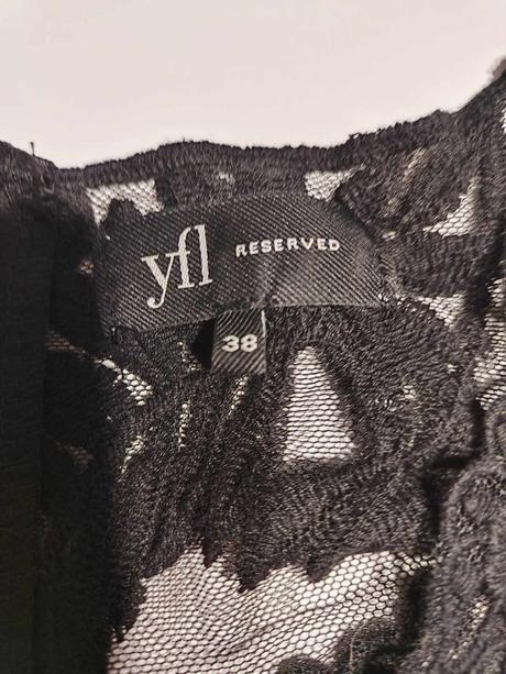 Šaty s čipkou, reserved,38