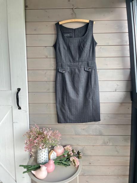 Biznis šaty, atmosphere,s