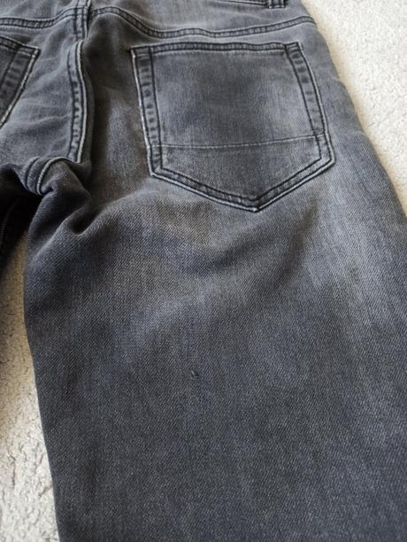 Kraťasy, chapter young,164