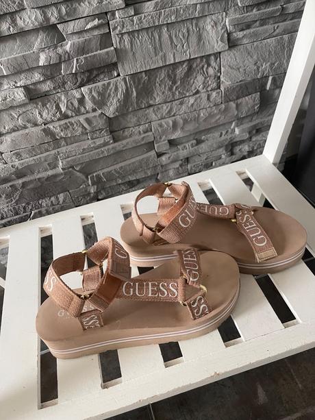 Guess v.39, guess,39