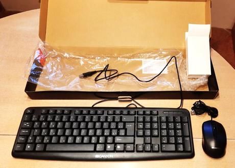 Predám klávesnicu s myškou  canyon, 