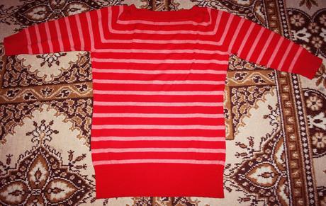 Červený pulóver, atmosphere,38