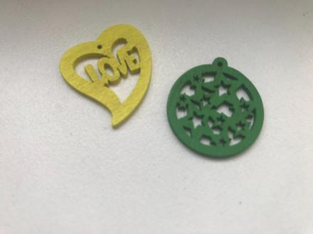 Prívesky - 2,5 cm priemer,