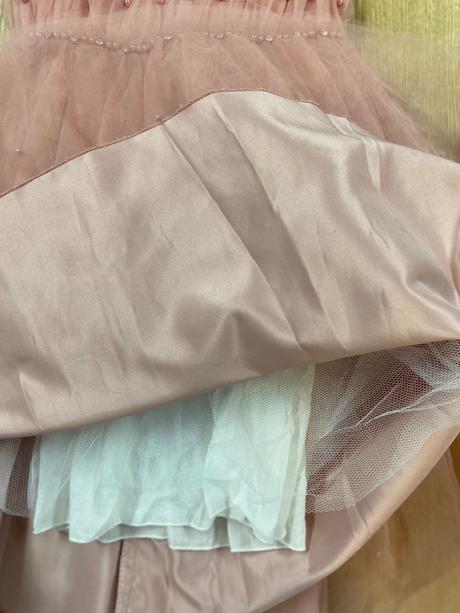 Tylove saty s perlami, 128