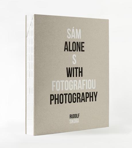 Rudolf sikora, sám s fotografiou, 