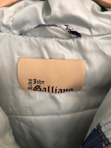 Páperová bundička john galliano kids č.116, 116