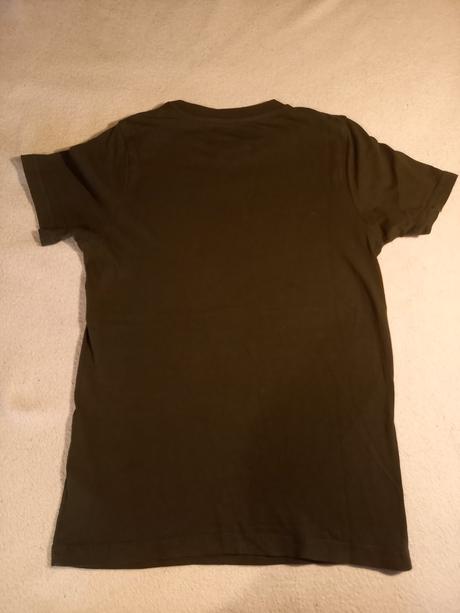 Veľmi pekné tričko, f&f,134