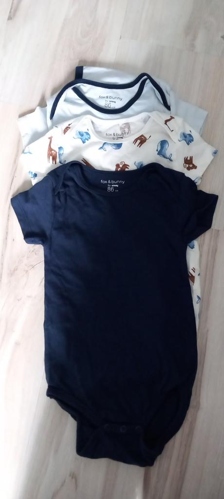 Balíček oblečenia, 68–80