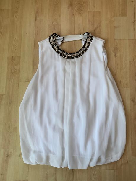 Výpredaj -30 percent- top s kamienkami a retiazkou,