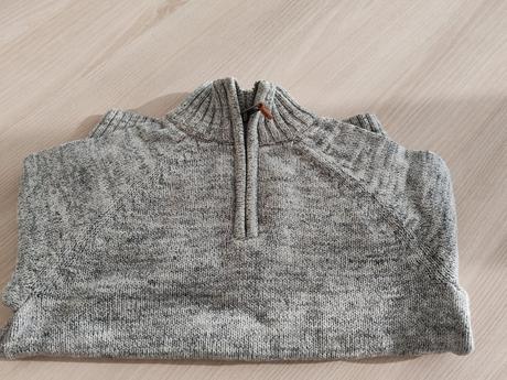 Elegantný svetrik, 128