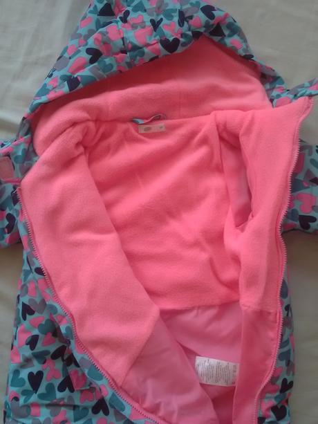 Rôzne kombinézy, disney,86