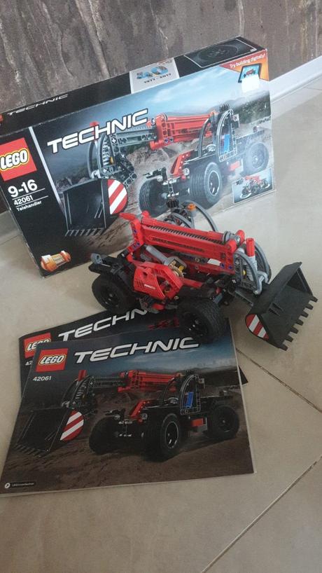 Lego technic 42061 - nakladač  top stav, 