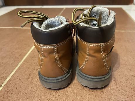 Čižmy, fila,24
