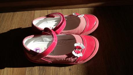 Dievcenske topanky, lasocki,27