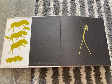 Lev nie je kráľom zvierat-prvé vyd.1981, 