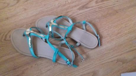 Tyrkysove sandalky, 38