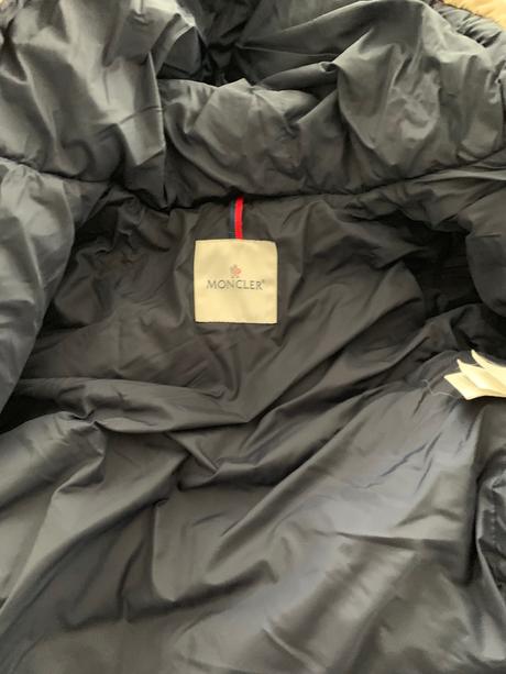Moncler zimná bunda paperova vel. xs alebo 152, xs