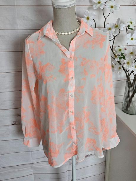 Pekná lahulinká blúzka, new look,s