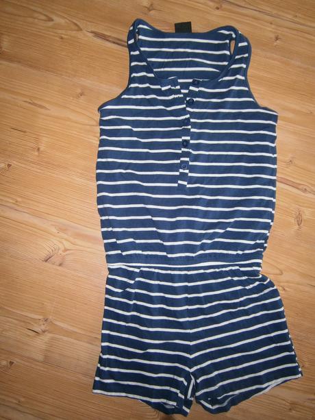 Overal za 3 eur/ks, 158