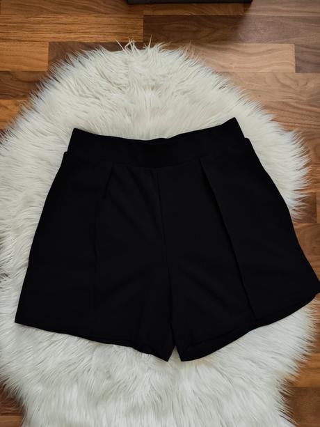 Dámske štýlové kraťasy, h&m,s