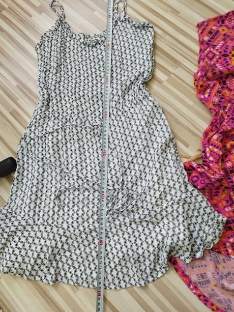 Letné šaticky, 140