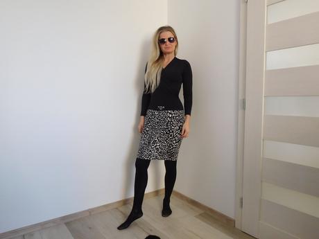 Šaty čierno biele  36/38v,, 36