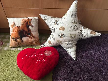 Sada 3 ks vankúšikov,