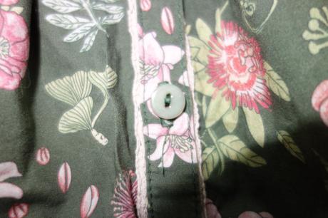 Kvetinový overal, 128