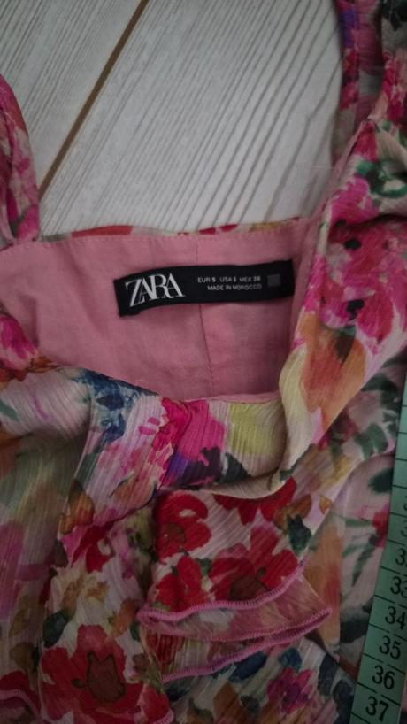 Kvetinove saty, zara,s