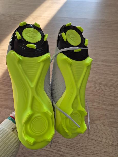 Nove kopacky nike phantom, velk.40, nike,40