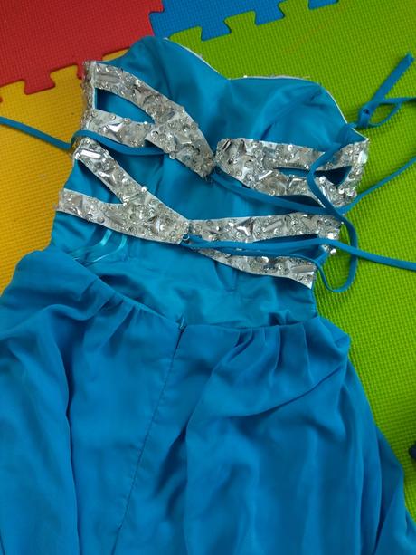 Spoločenské šaty s, s