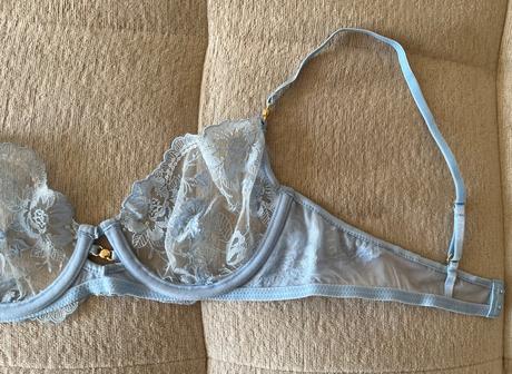 Nová bledomodrá čipkovaná mäkká podprsenka, 80 b, new yorker,80b
