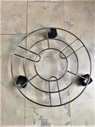 Pojazdný kovový podstavec pod kvety, 