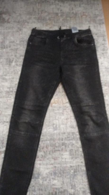 Predám chlapčenské nohavice, 170