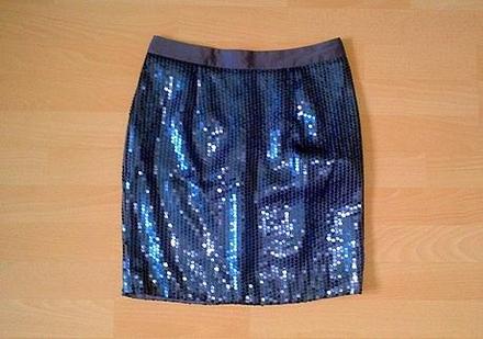 Značkováá sivostrieborná suknička apart, xs