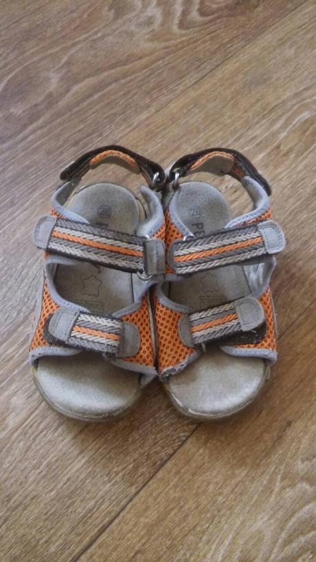 Sandálky, peddy,26