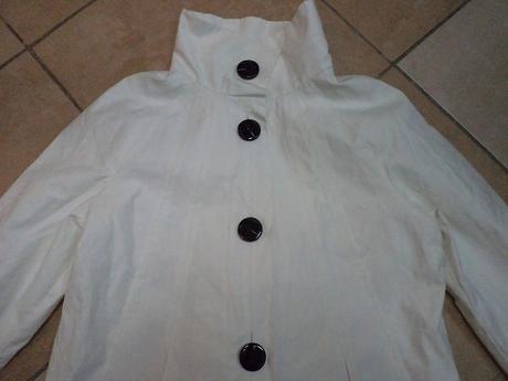 Krátky trenčkot 10/38, 38