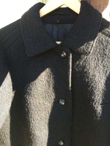 Čierny vlneny kabat, c&a